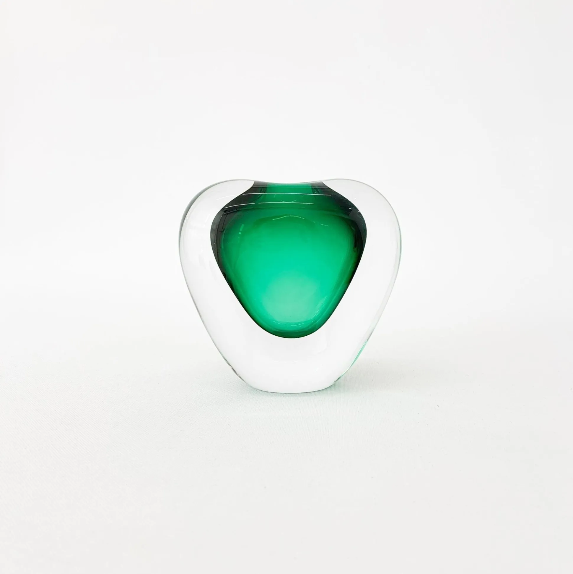 Akane Vases