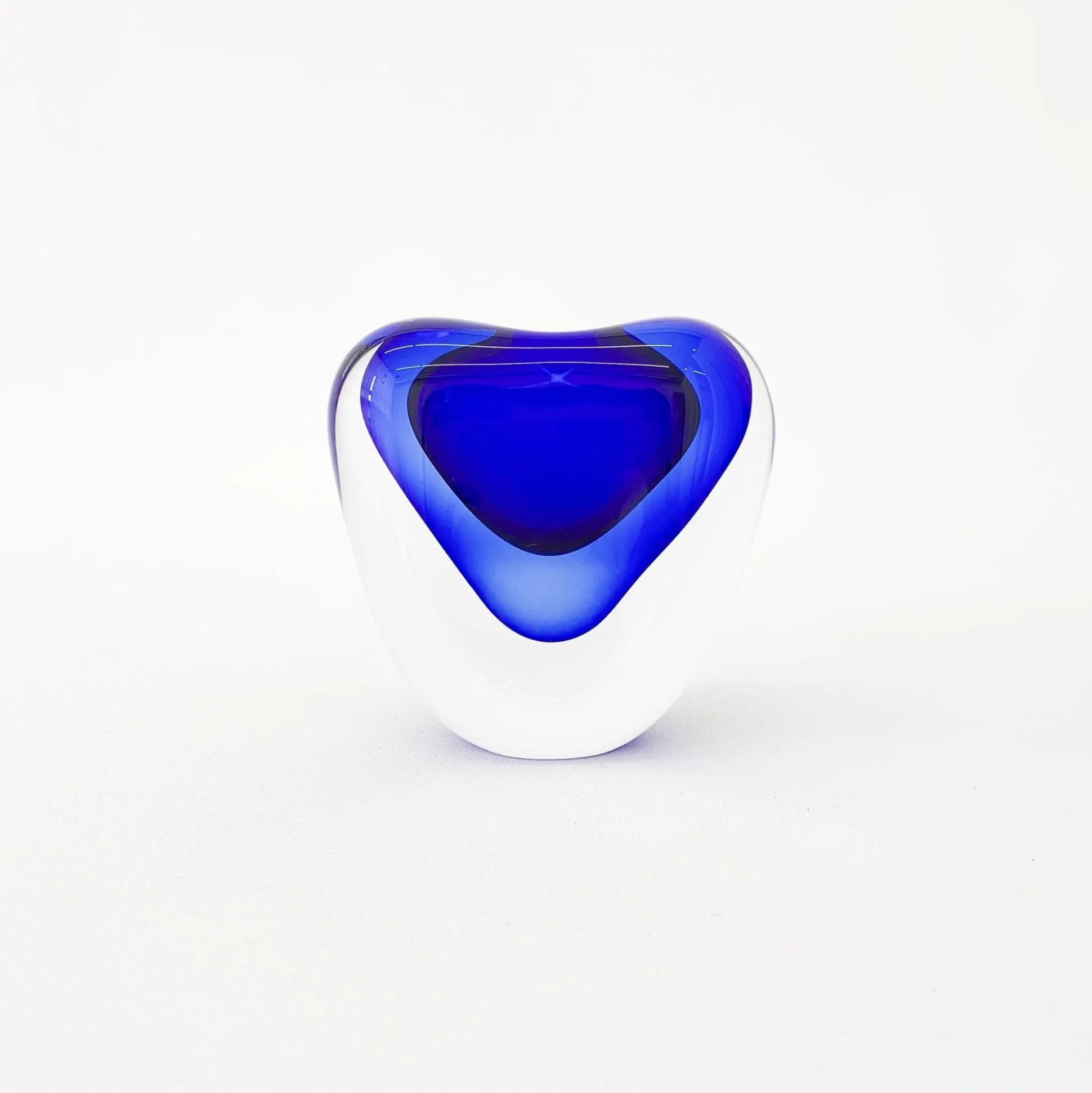 Akane Vases