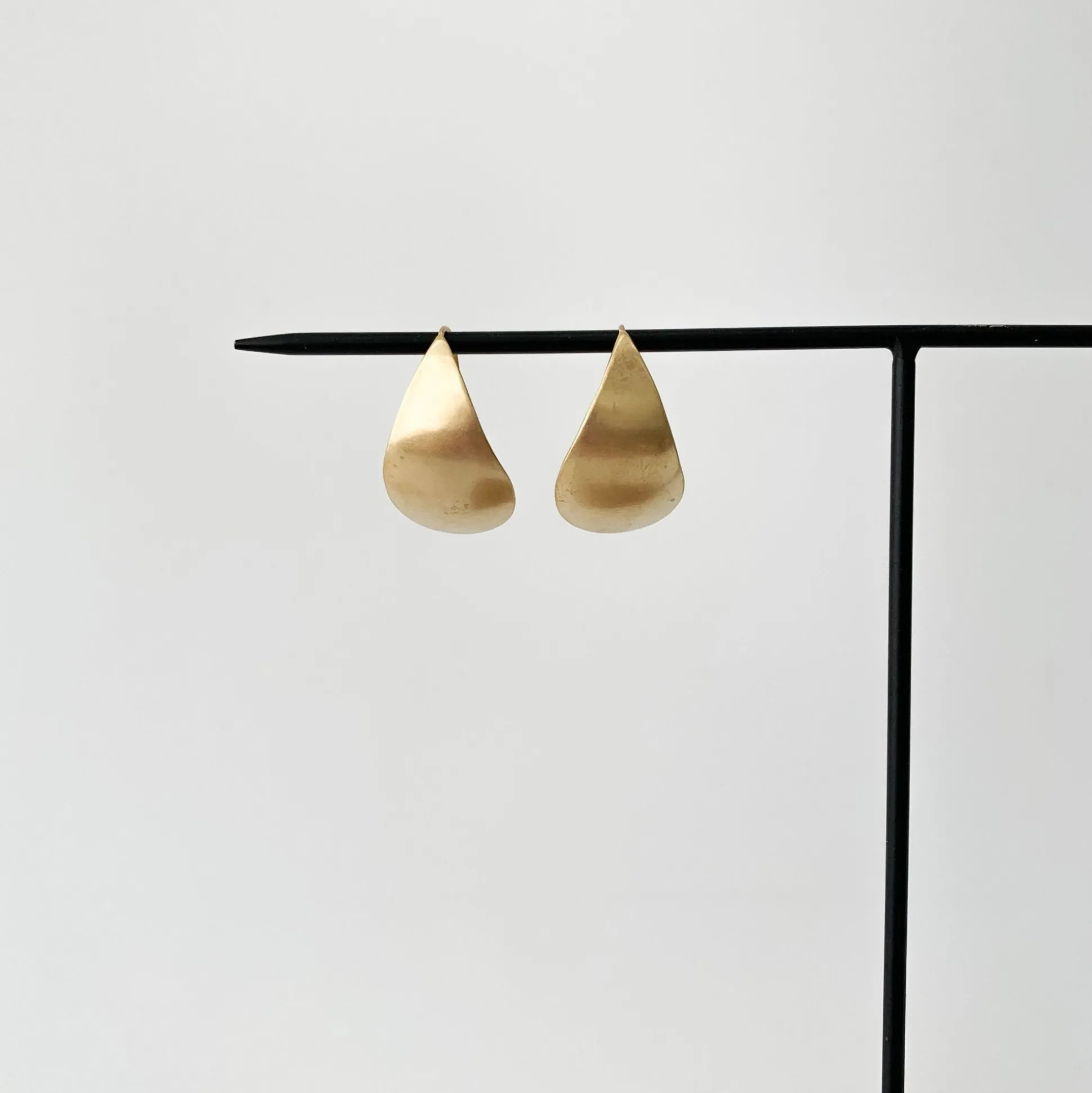 Black Barc 'Noki' Earrings Large