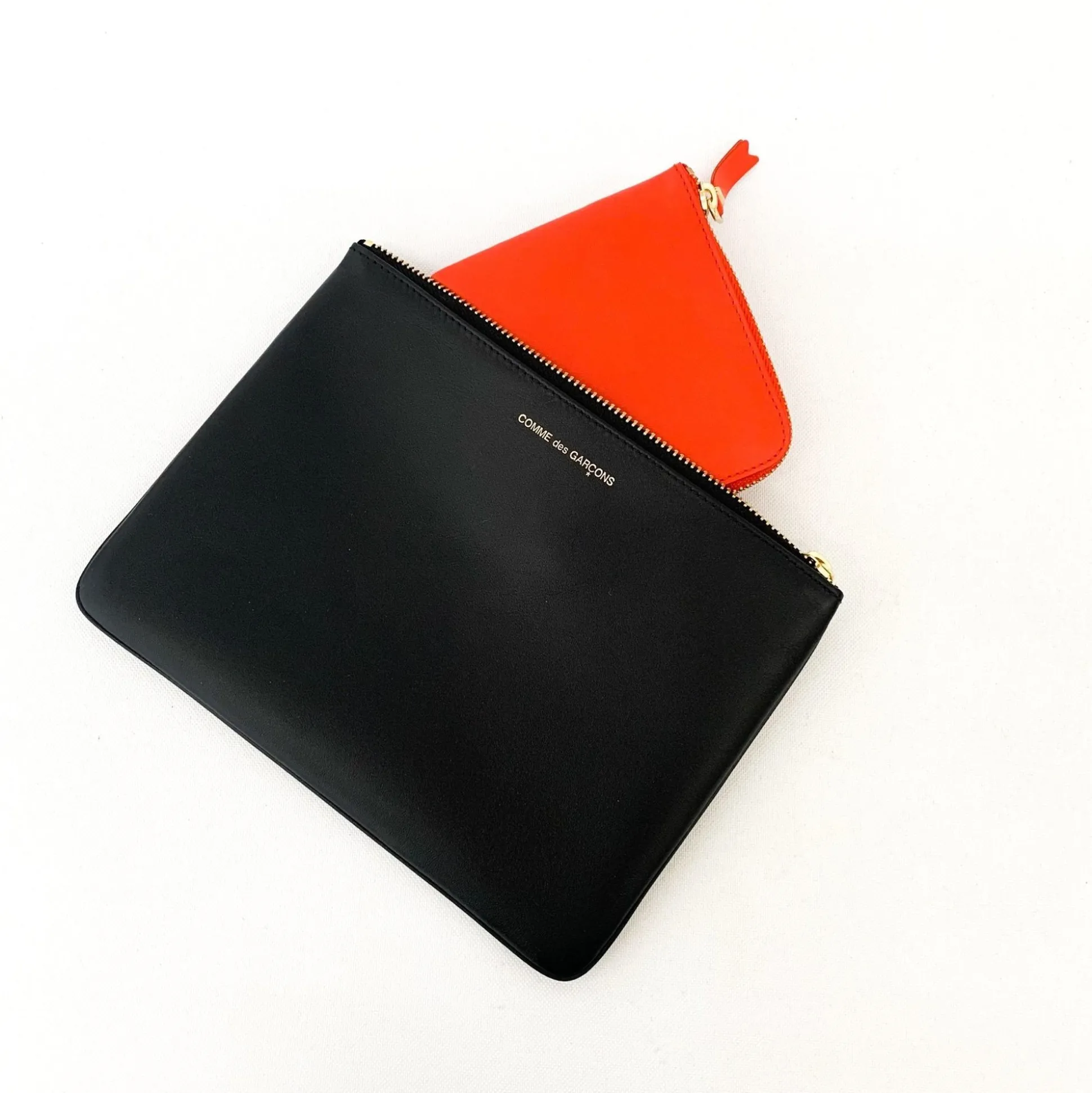 Cdg Pouches (Sa5100)