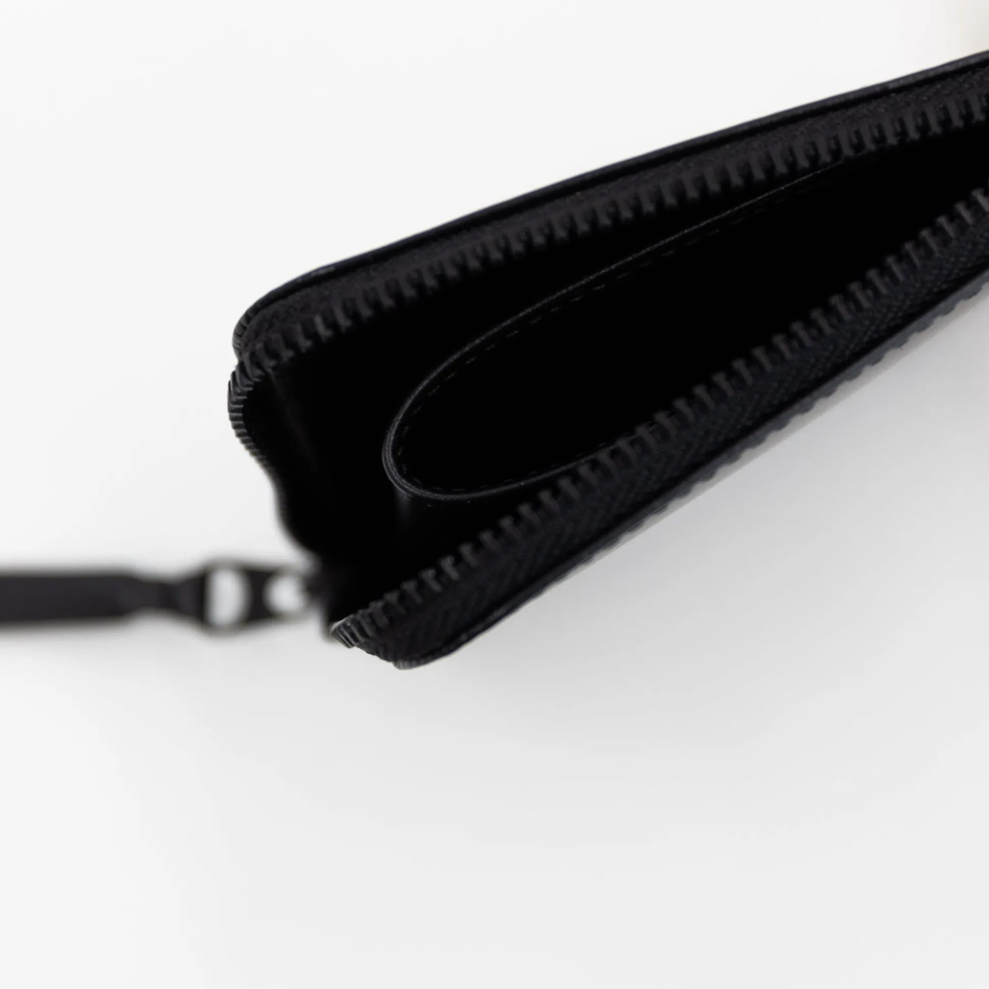 Cdg Zip-Around Very Black Wallet