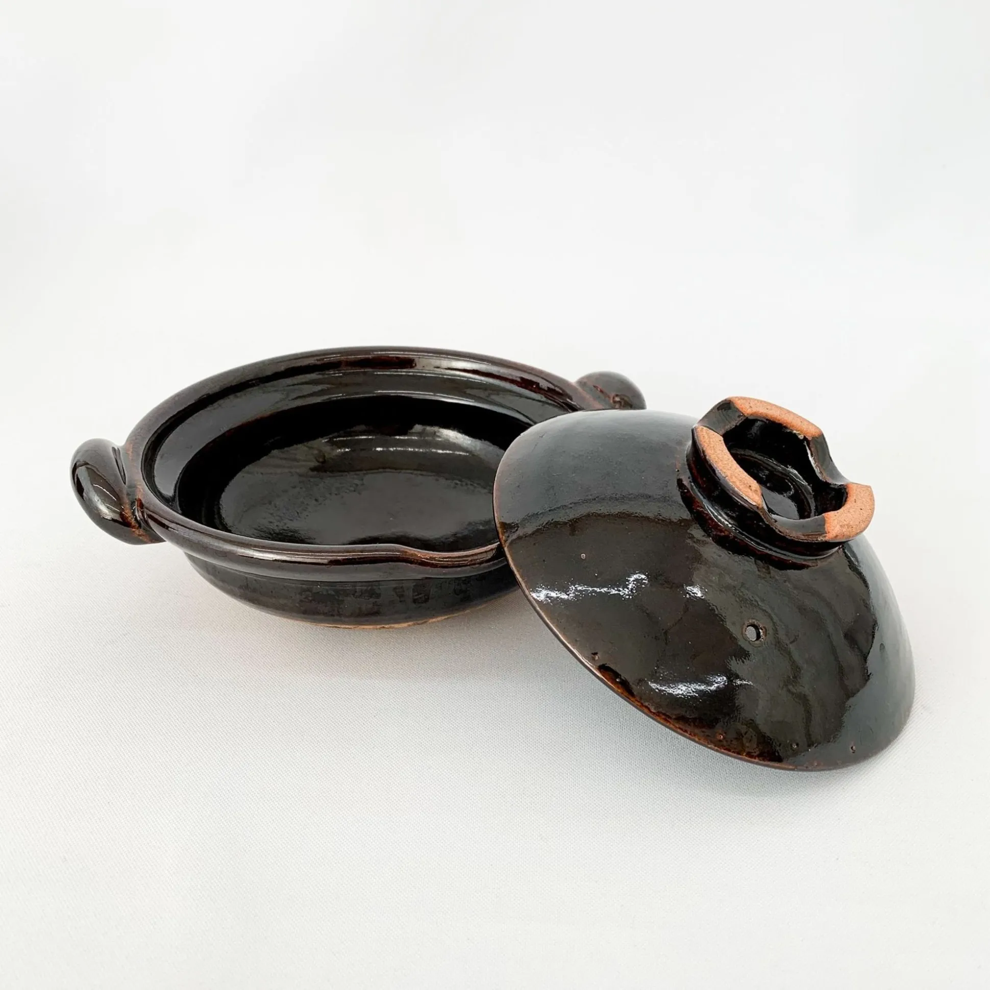Dorakugama Kuchitsuki Kuronabe (Black Pot With Lip) (L) (3-4 People)