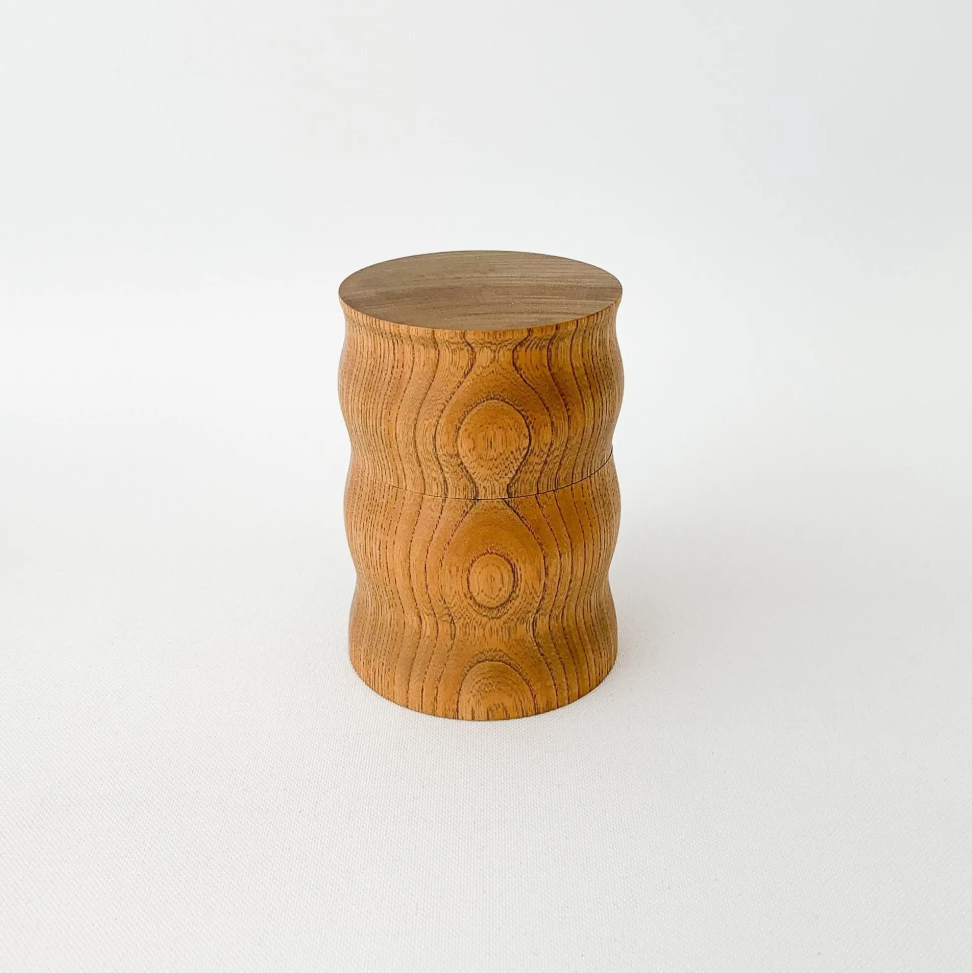 Gato Kisen Tea Containers