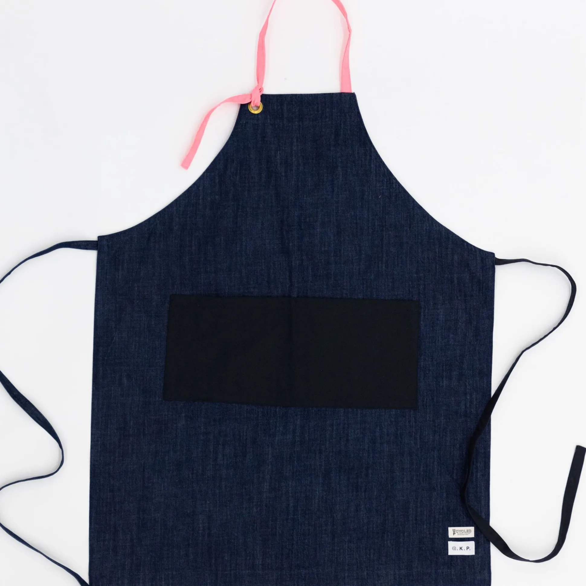 G.K.P. Front-Tie Apron
