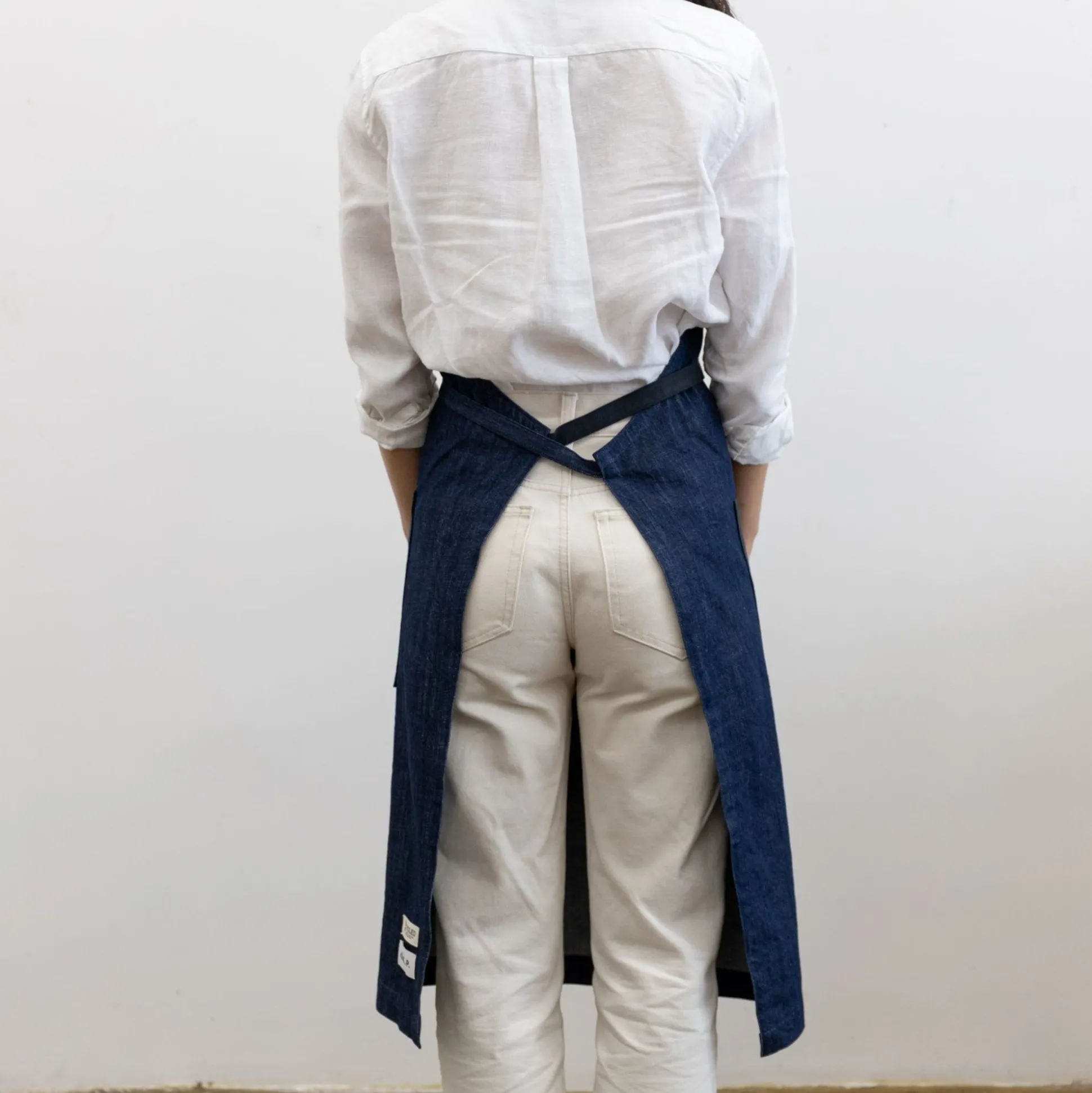 G.K.P. Front-Tie Apron