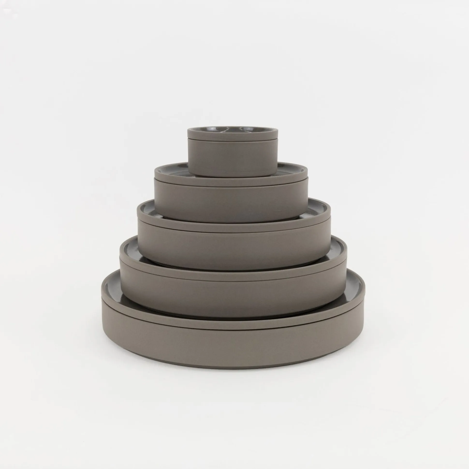 Hdg111 - Bowl Dark Gray O 10"