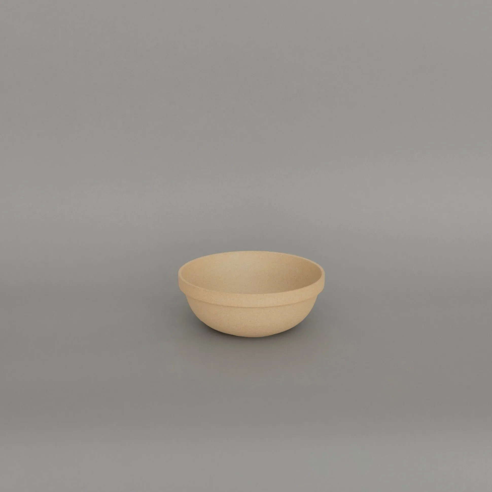Hp049 - Mid-Deep Round Bowl Natural O 7.3/8"