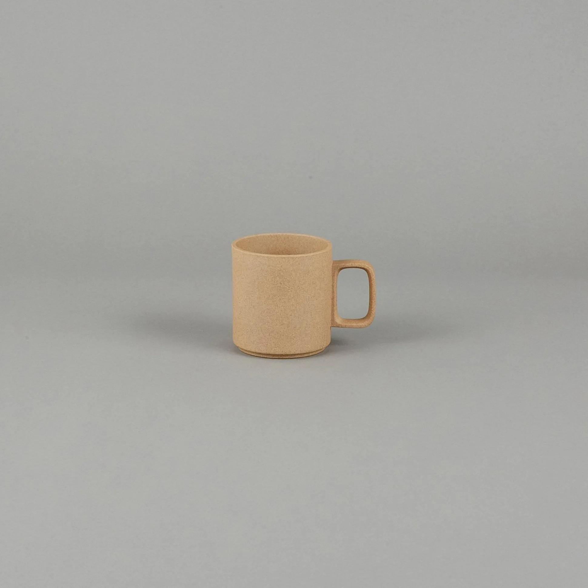 Hp020 - Mug Natural Medium O 3.3/8"