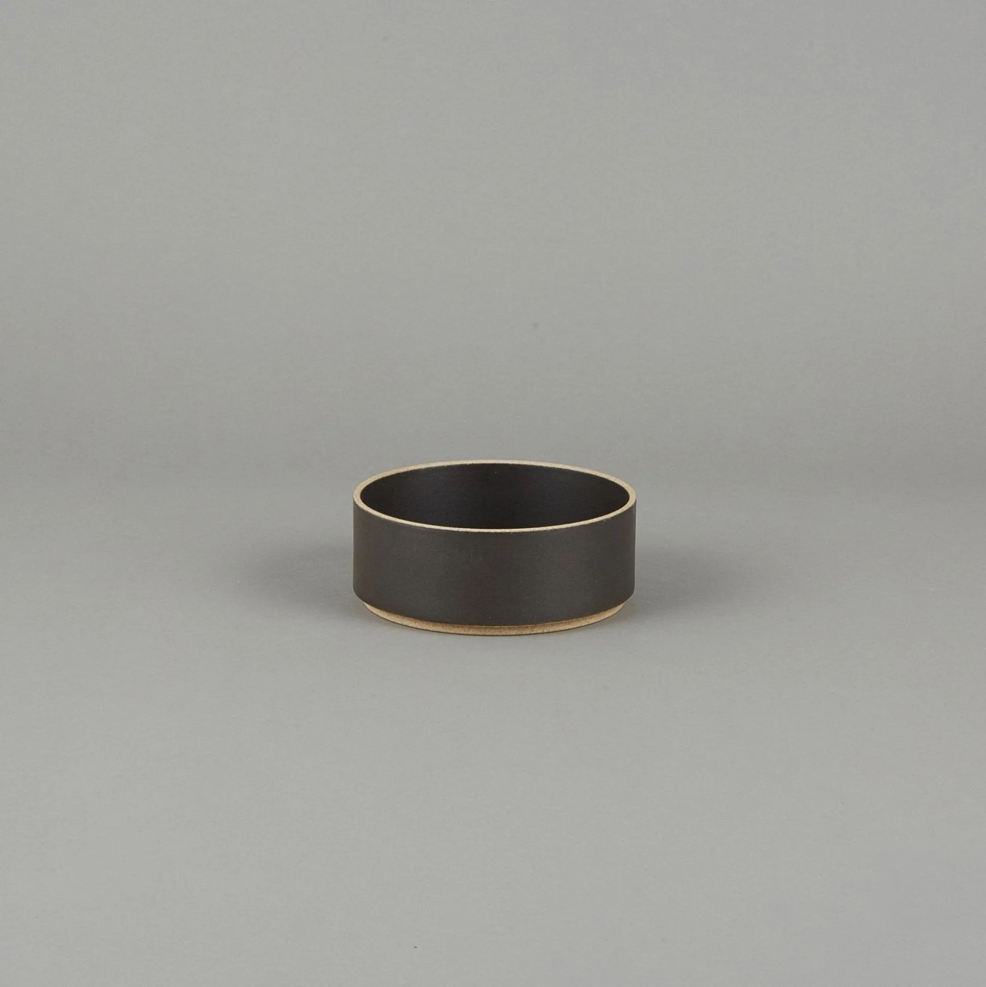 Hpb008 - Bowl Black O 5.5/8"