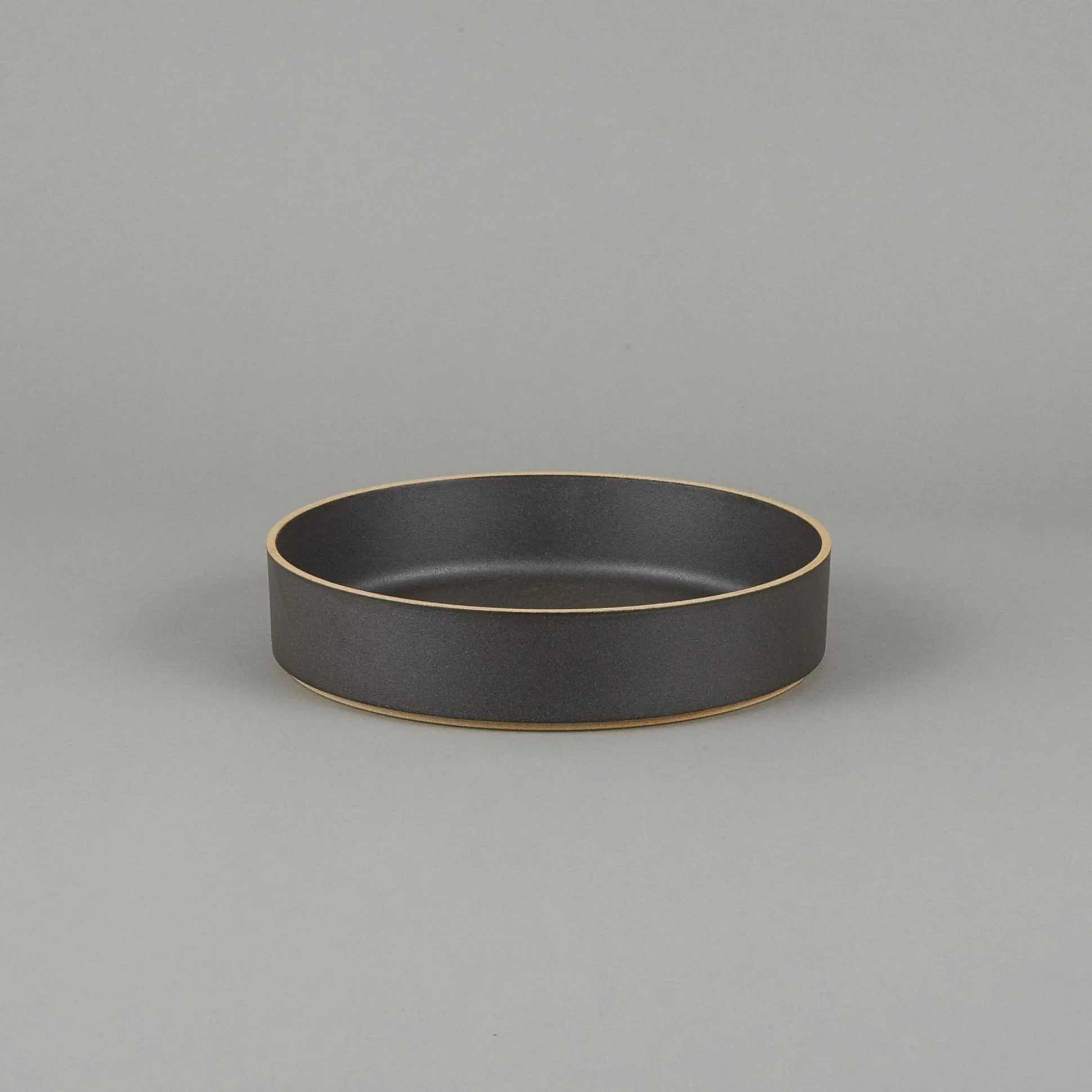 Hpb011 - Bowl Black O 10"