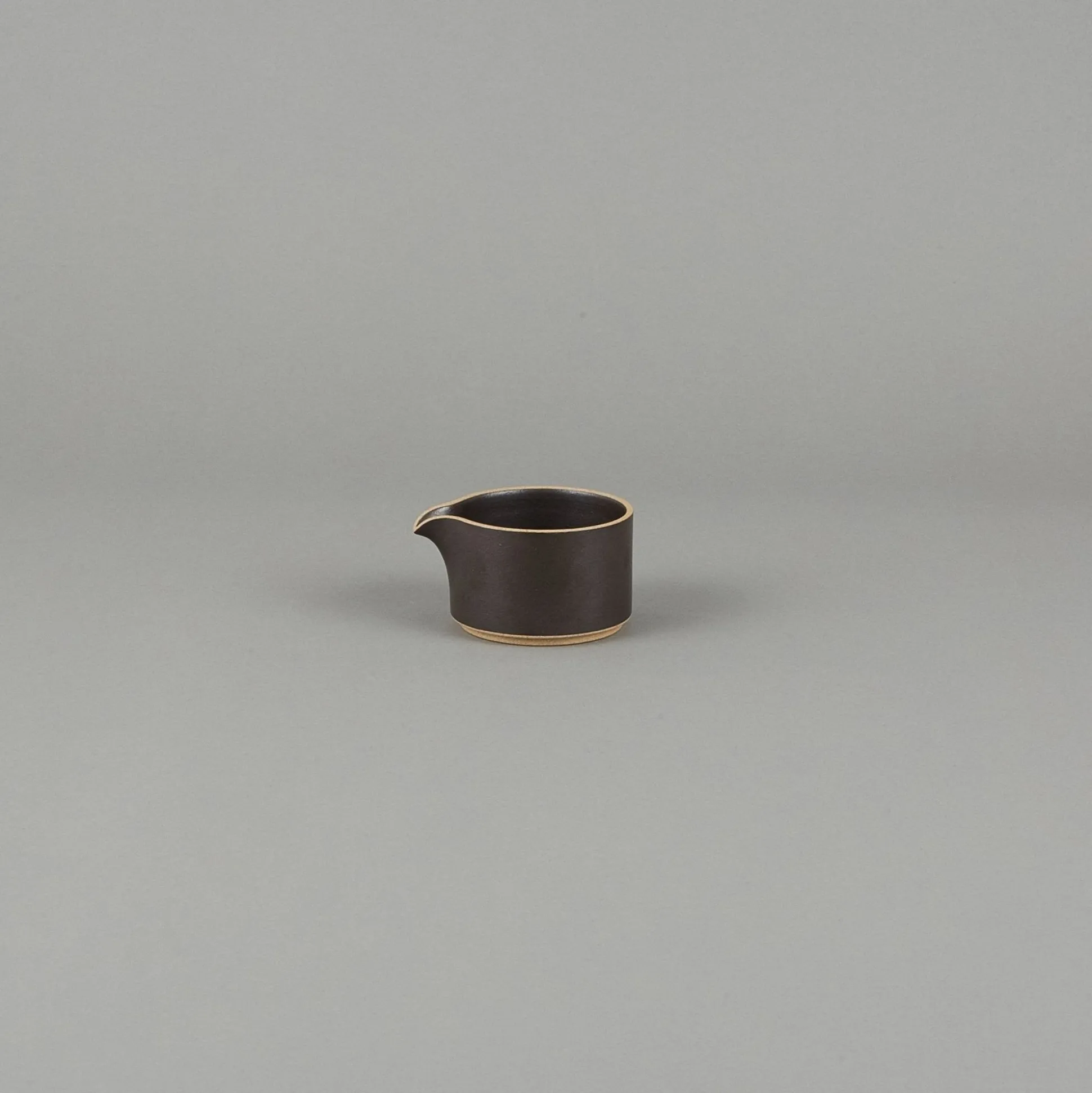 Hpb028 - Creamer Black O 3.3/8"