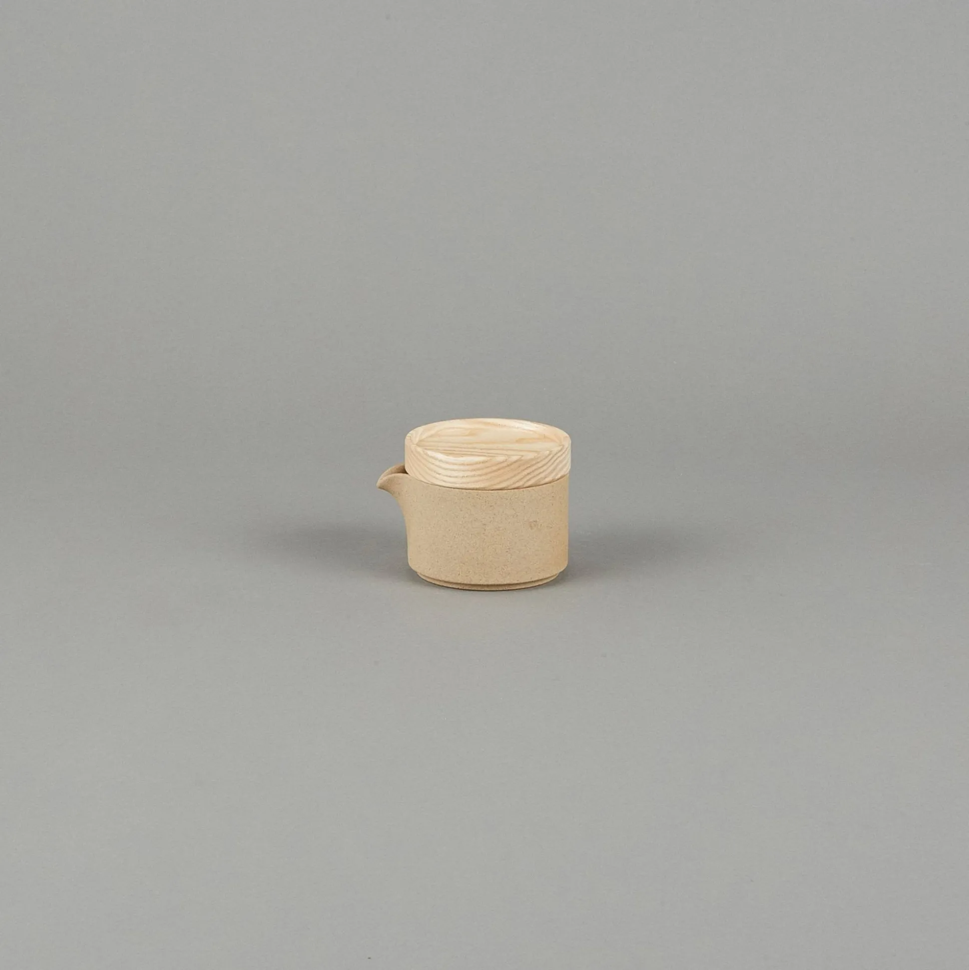 Hpb028 - Creamer Black O 3.3/8"