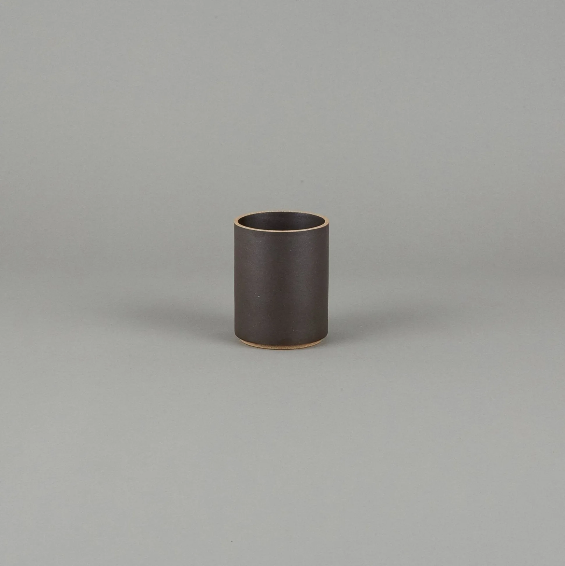 Hpb044 - Planter Black O 3.3/8"