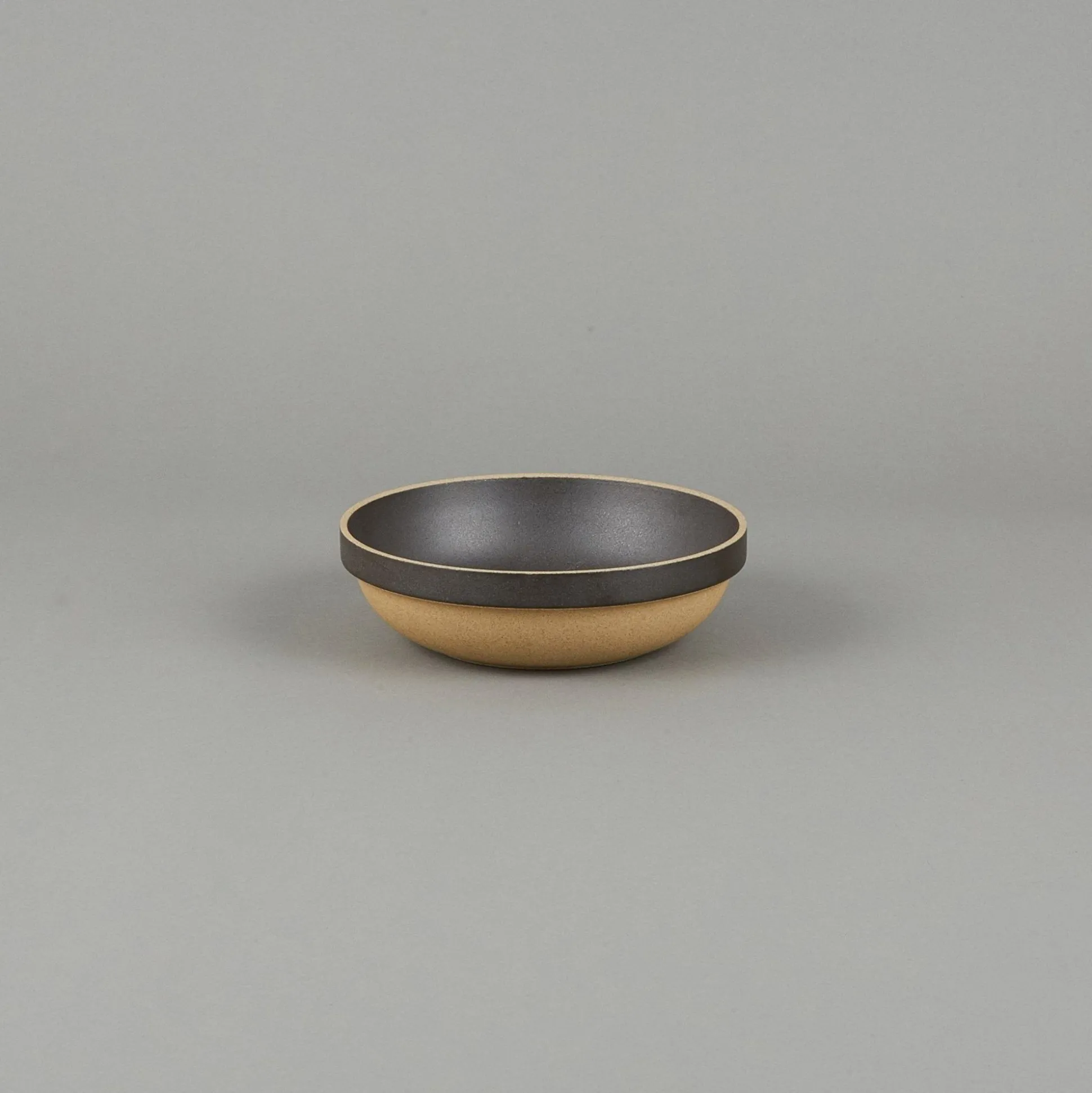 Hpb032 - Round Bowl Black O 7.3/8"