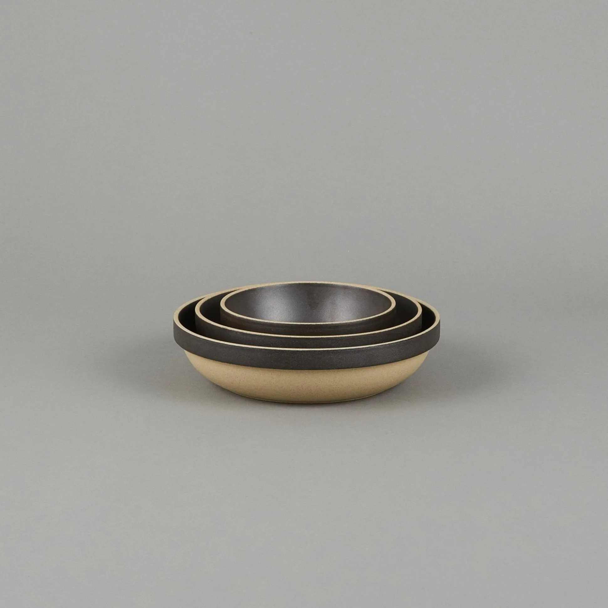 Hpb032 - Round Bowl Black O 7.3/8"