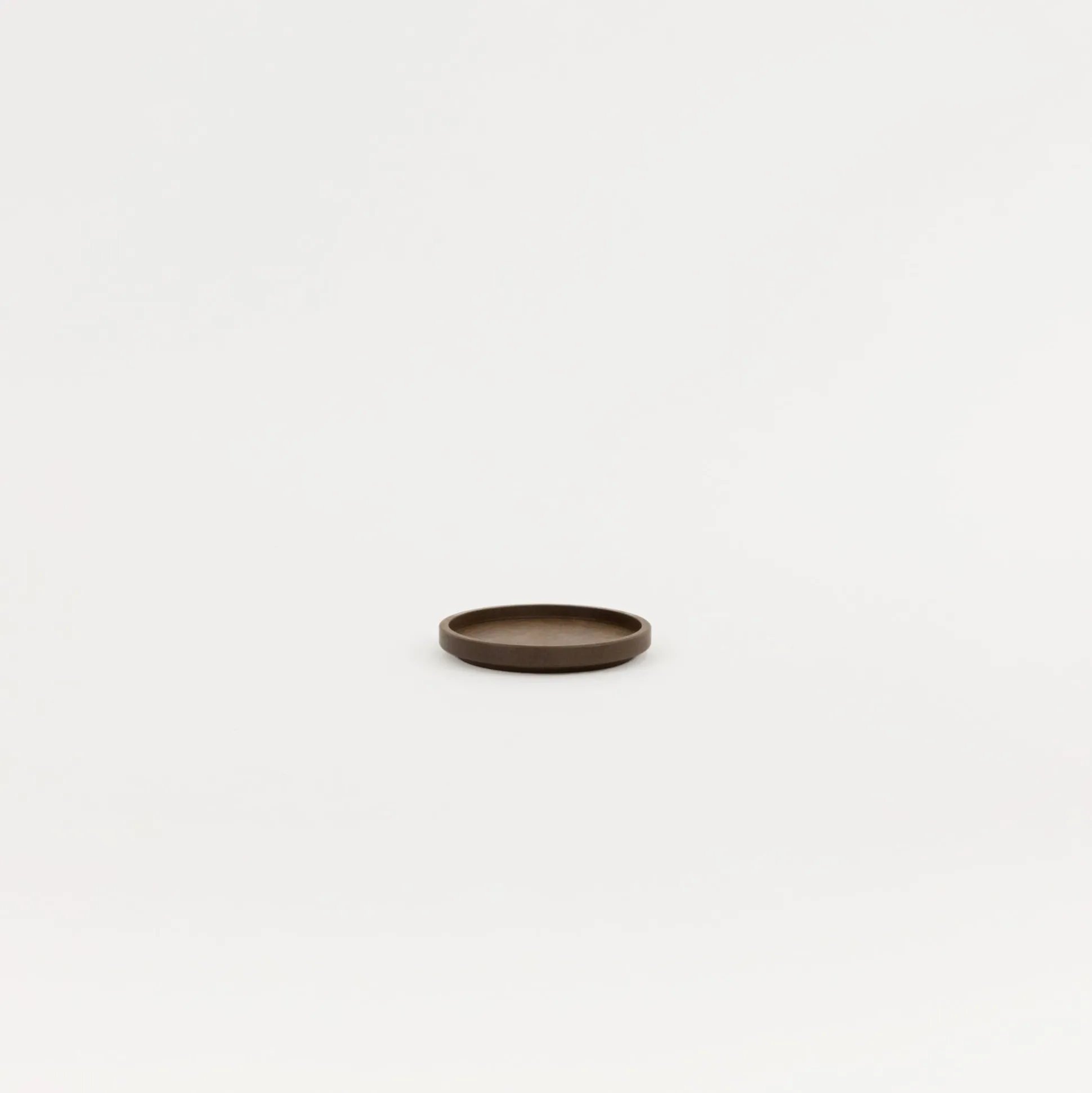 Hrn122 - Tray / Lid Dark Brown O 3.3/8"