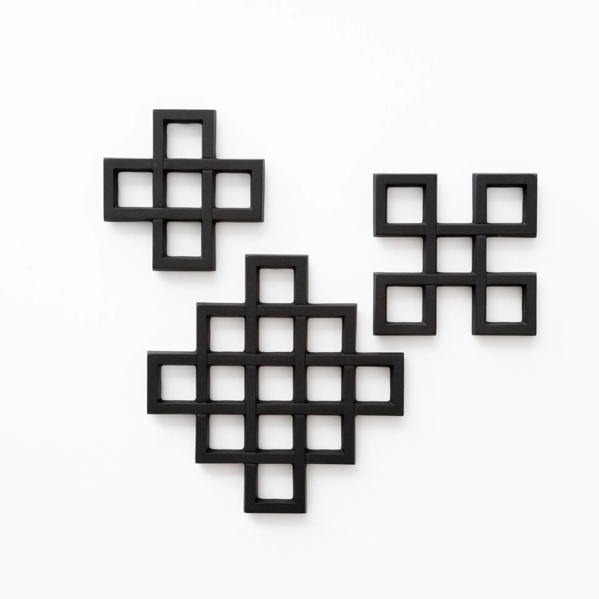 Kamasada Nambu Tekki Trivets