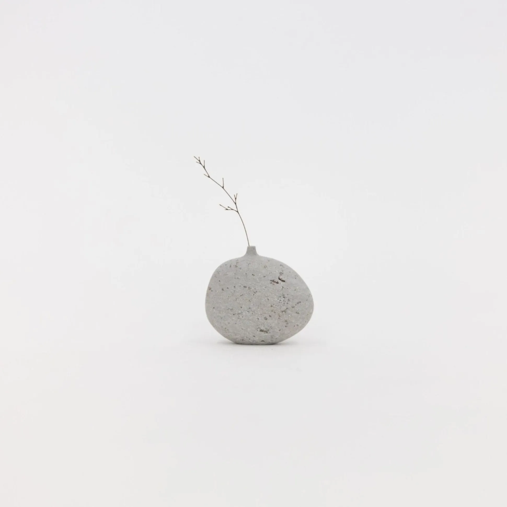 Sea Stone Vases And Sea Stone With Legs By Mitsuru Koga