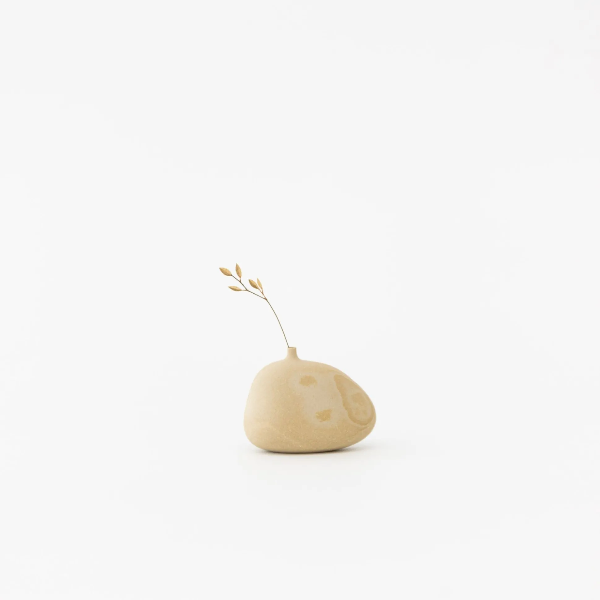 Sea Stone Vases And Sea Stone With Legs By Mitsuru Koga