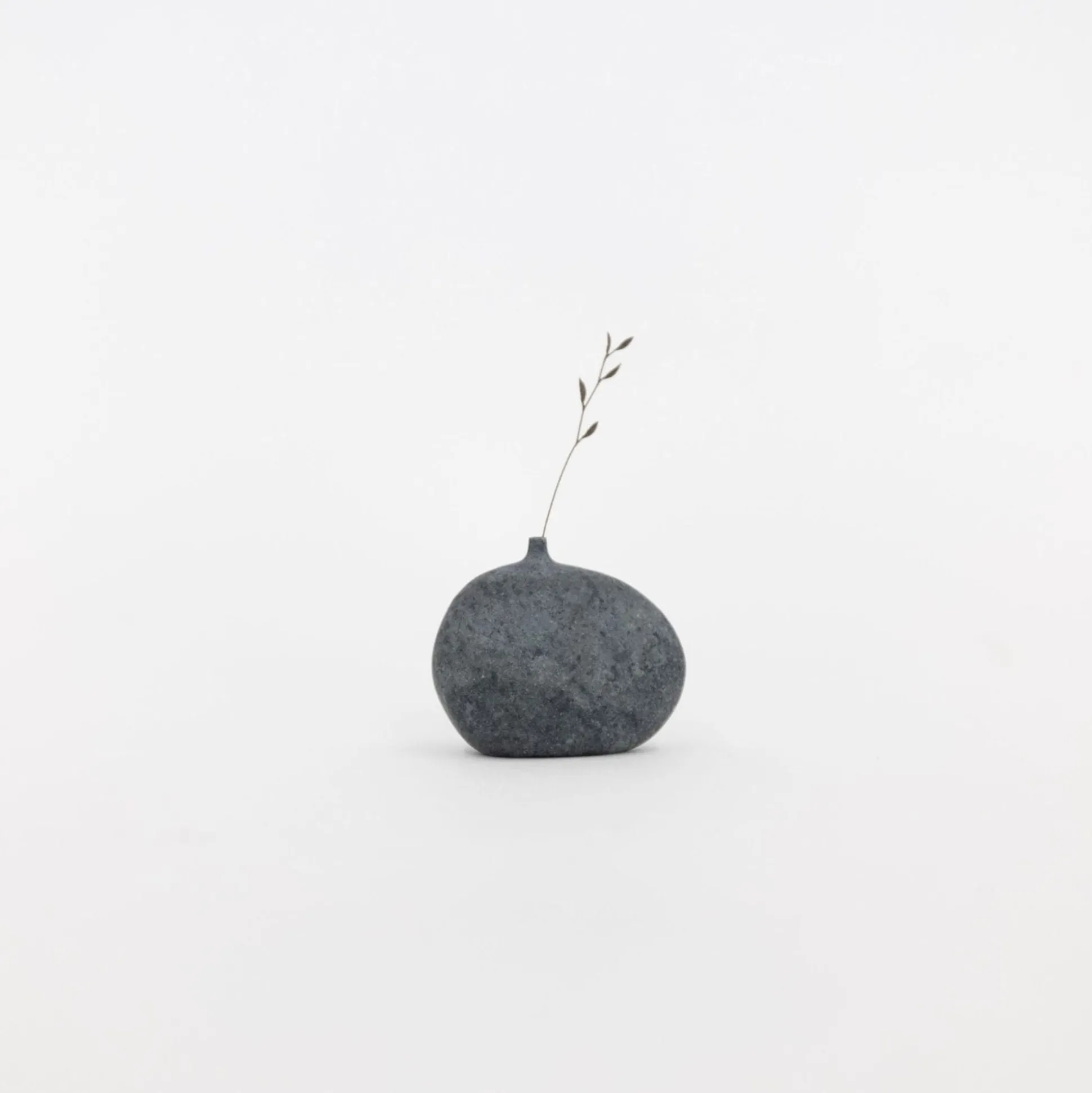 Sea Stone Vases And Sea Stone With Legs By Mitsuru Koga