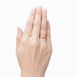 Shihara Align Half Round Diamond Ring 01