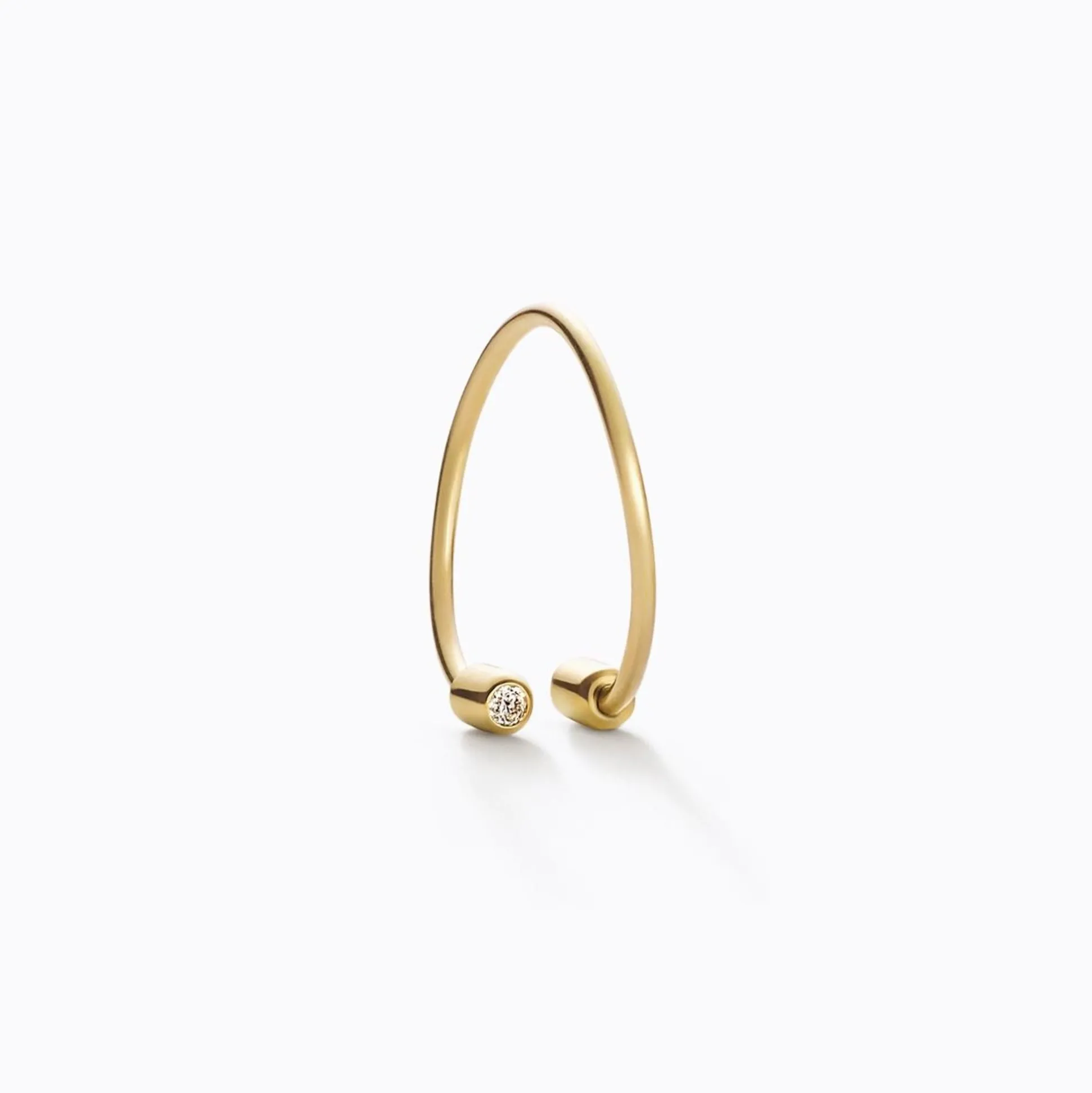 Shihara Diamond Twist Round Earring 01