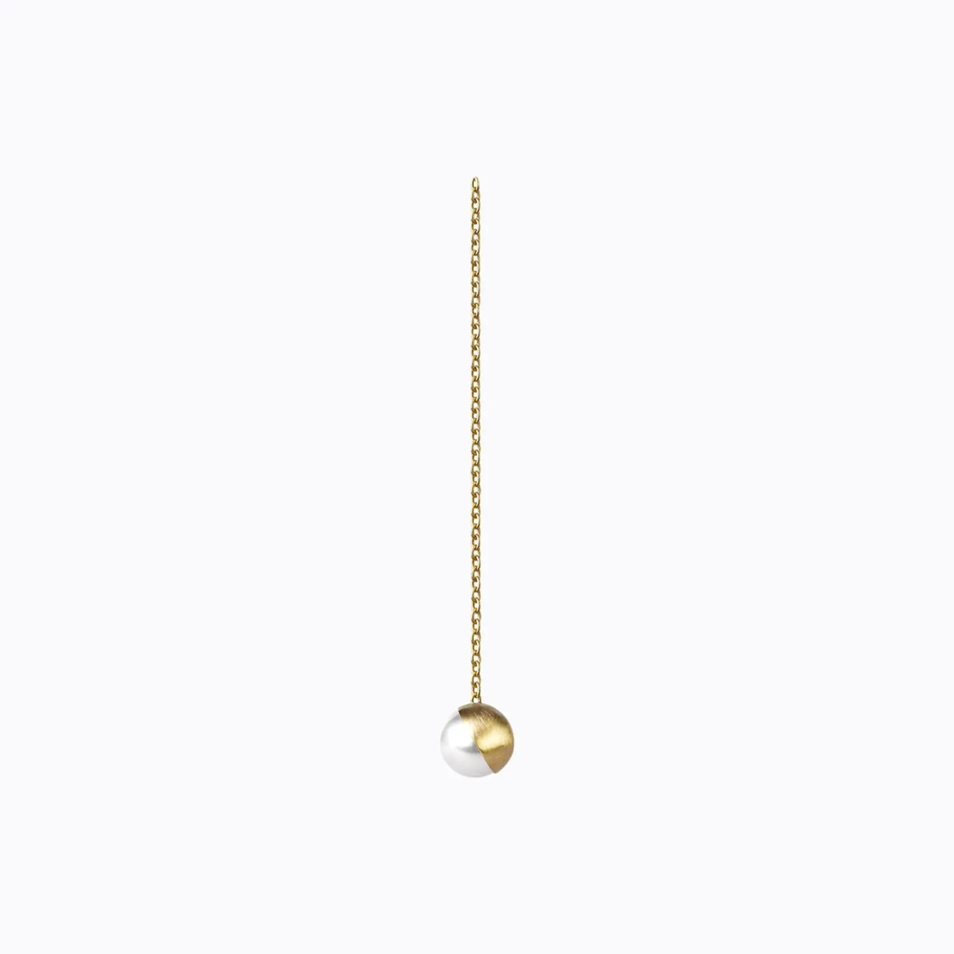 Shihara Half Pearl Chain Earring 45°