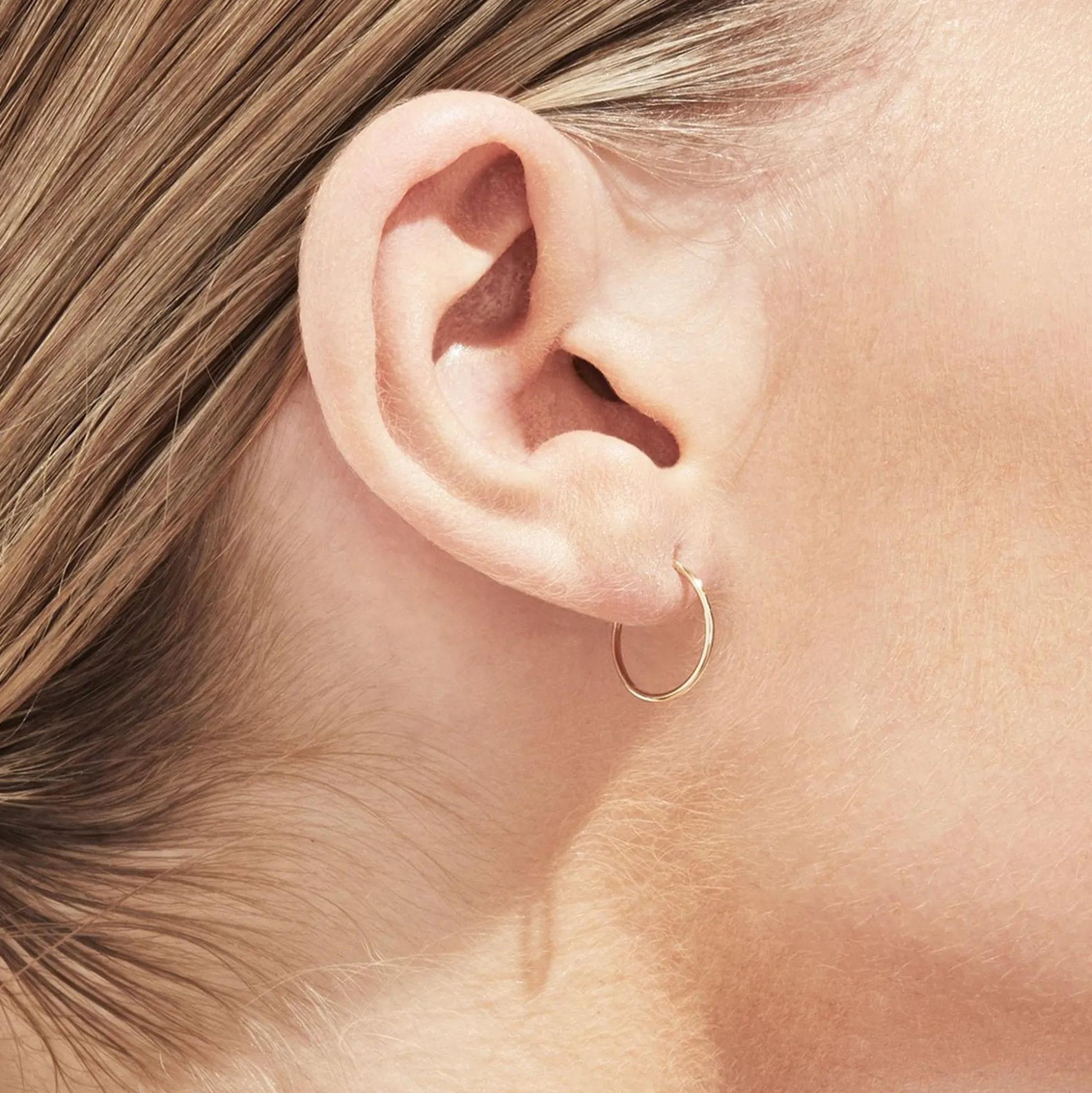 Shihara Twist Round Earring 01