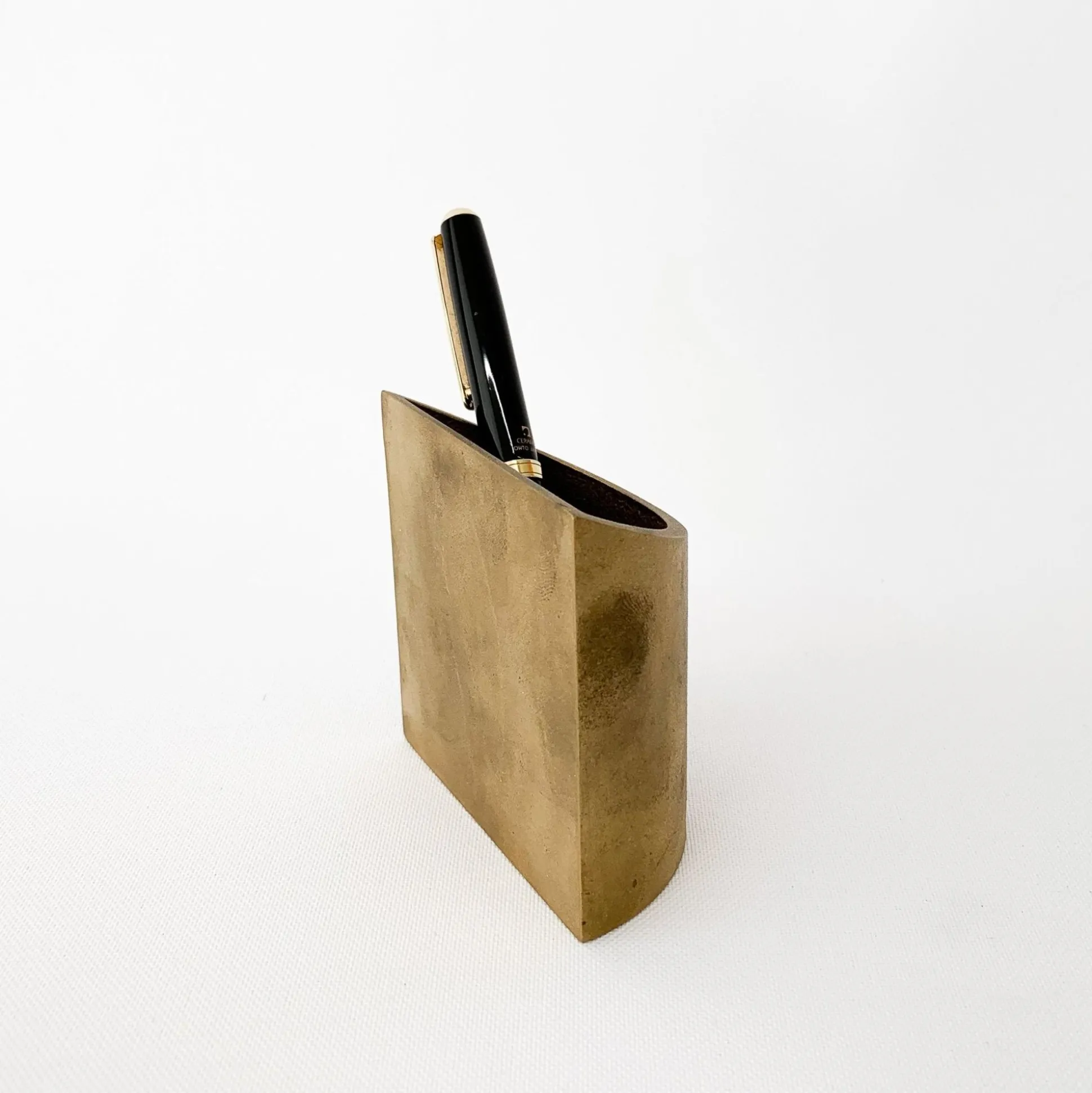 S/N Brass Vertical Pen Stand - Downward Slant (Sn021)