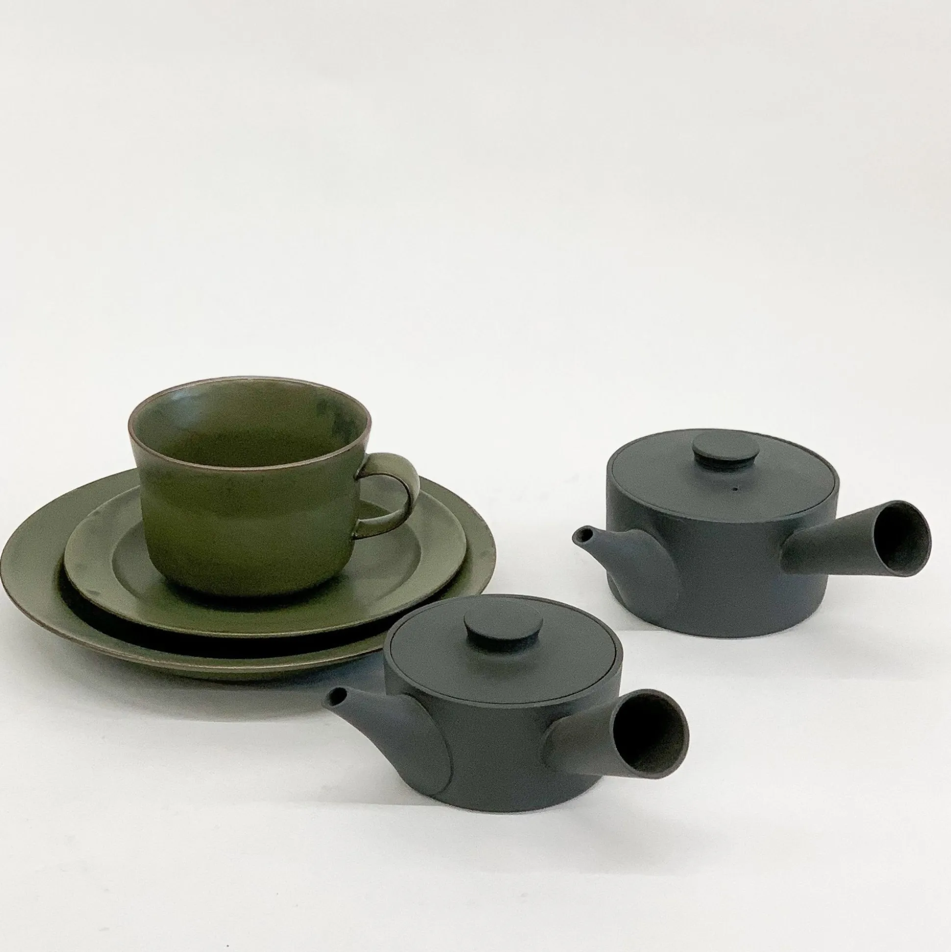 Tea Pot/Kyu-Su By Yumiko Iihoshi
