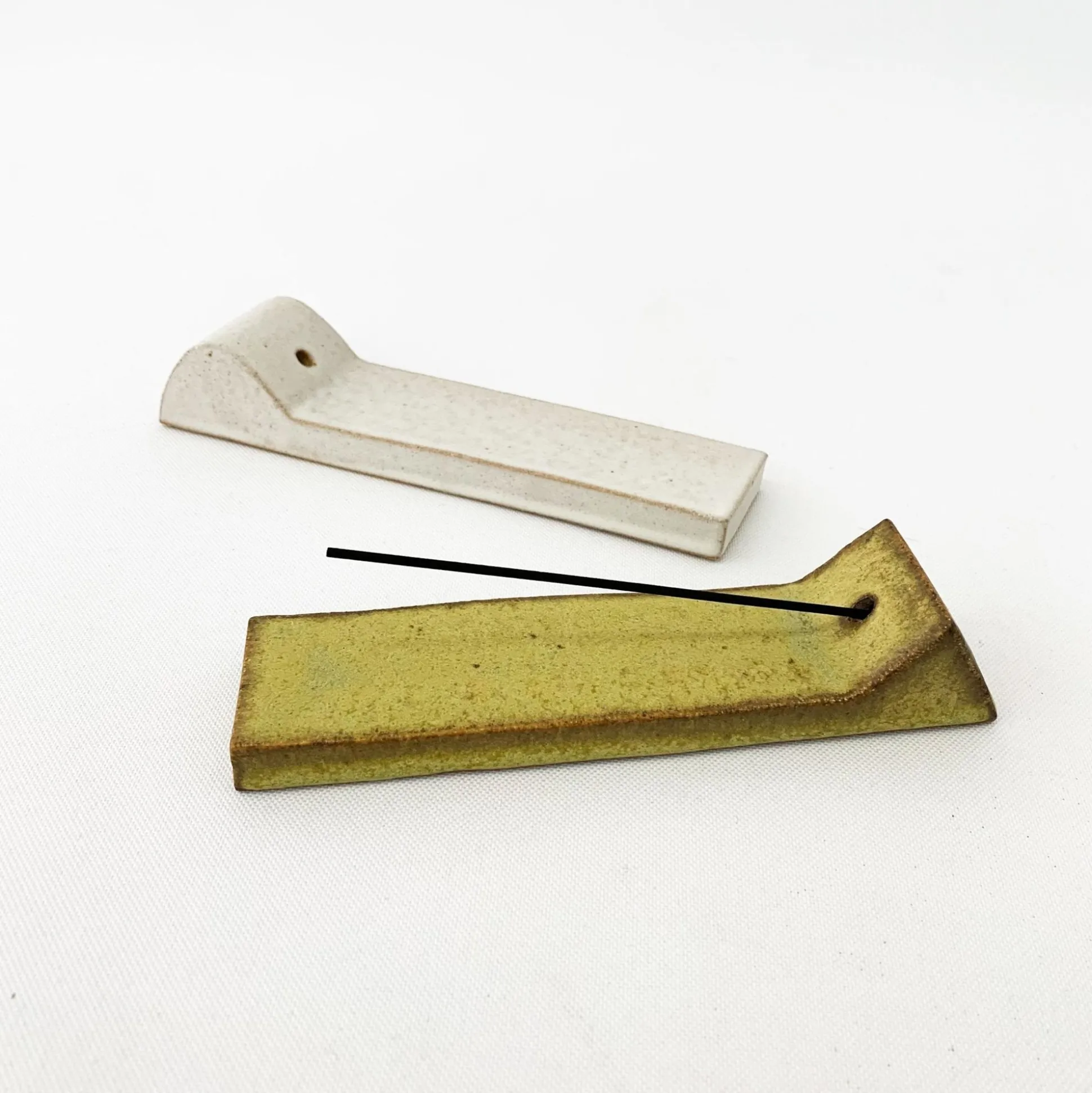 Tomoro Incense Holder White Round
