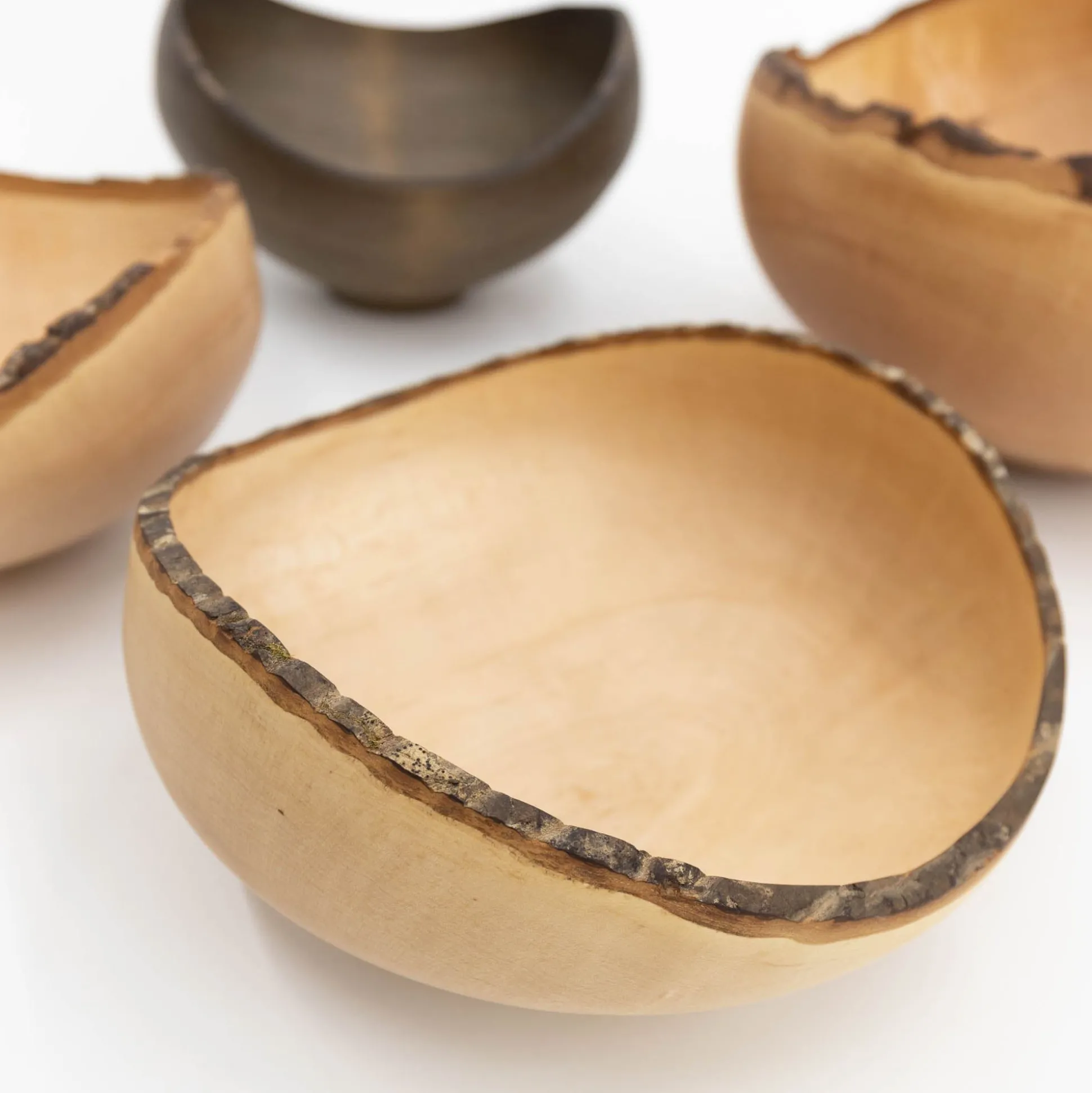 Wooden Bowl Sculpture By Kenji Usuda (2023)