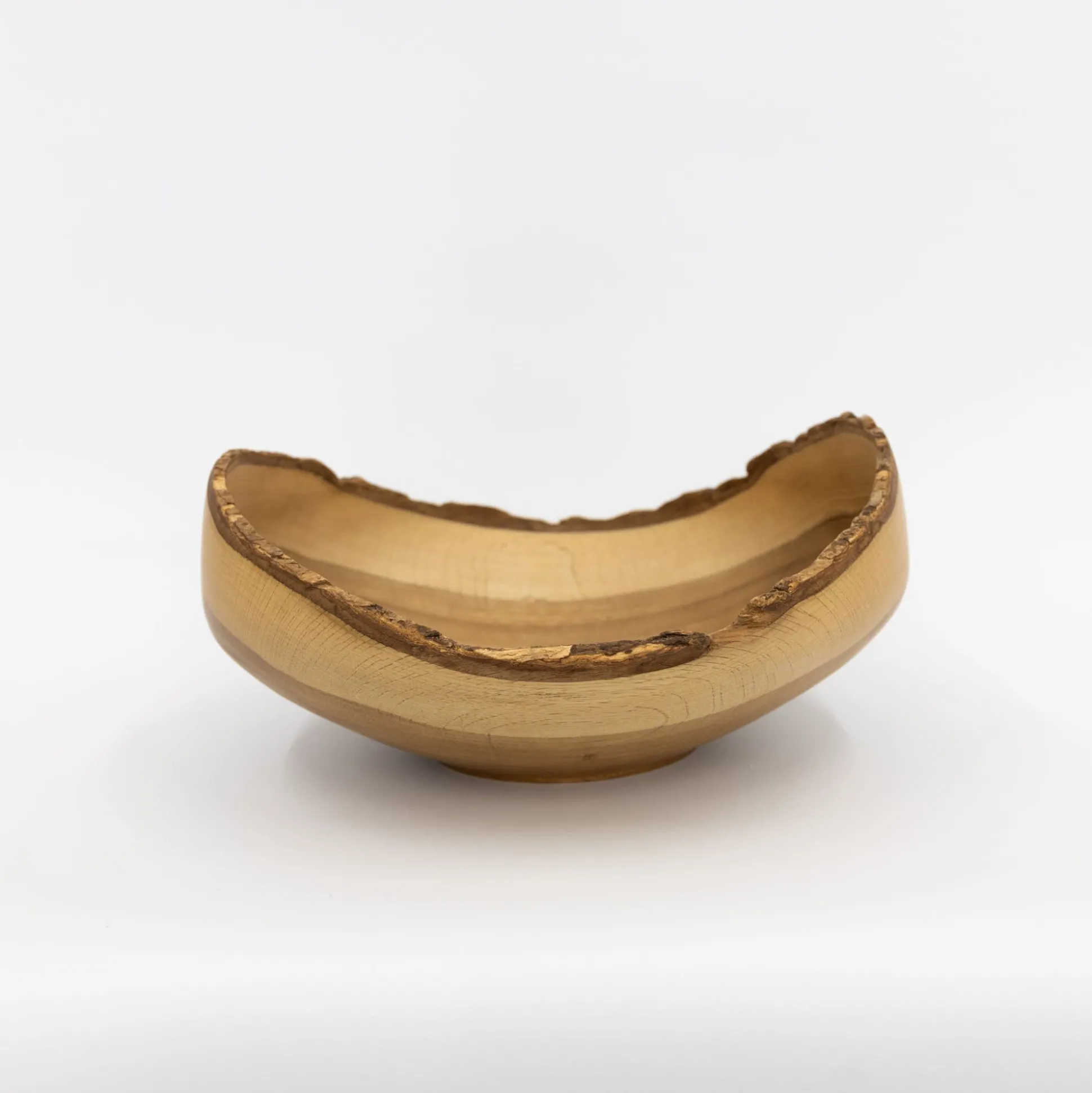 Wooden Bowl Sculpture By Kenji Usuda (2023)