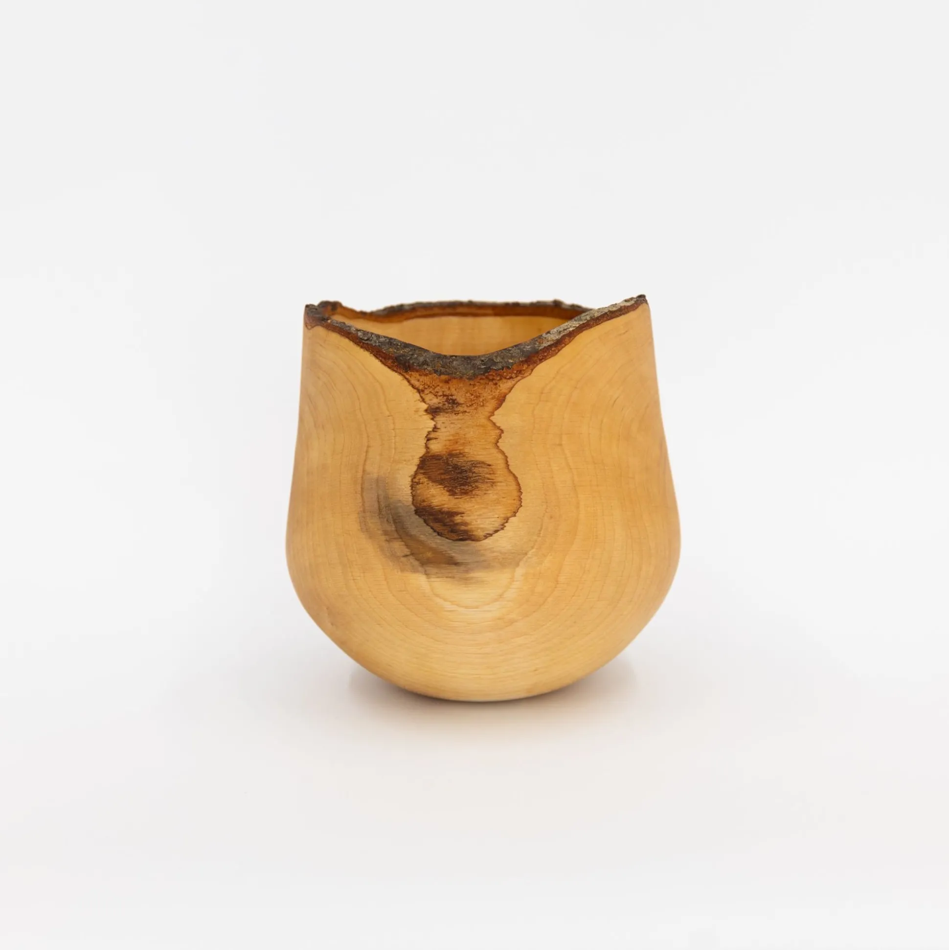 Wooden Bowl Sculpture By Kenji Usuda (2023)